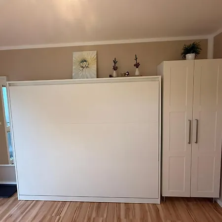 Ferienzimmer/wohnung Am Kurstrand, Wlan Daire Zingst