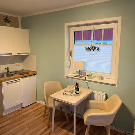Ferienzimmer/wohnung Am Kurstrand, Wlan Apartment
