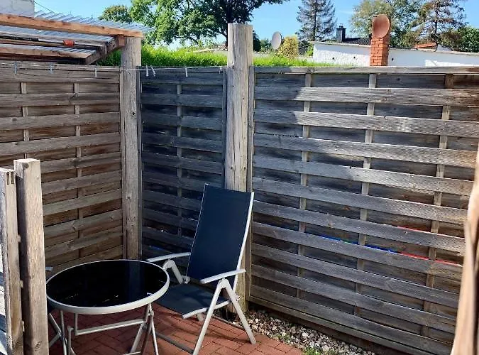 Lägenhet Ferienzimmer/wohnung Am Kurstrand, Wlan *